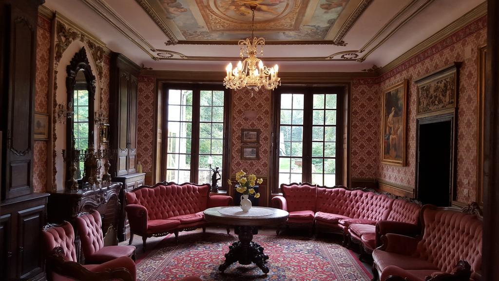 Готель Chateau De Montaubois Signy-l'Abbaye Екстер'єр фото